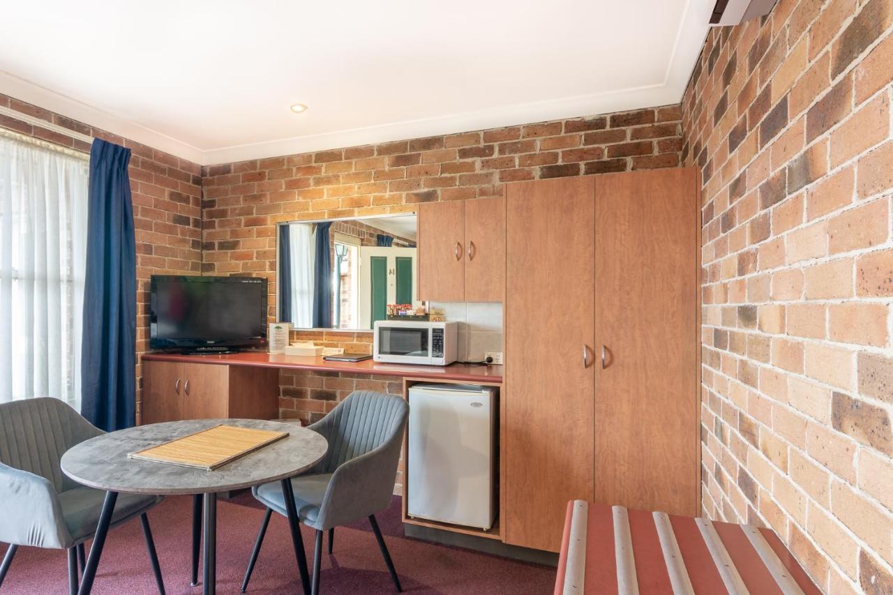 Cedar Lodge Motel Armidale Exteriör bild